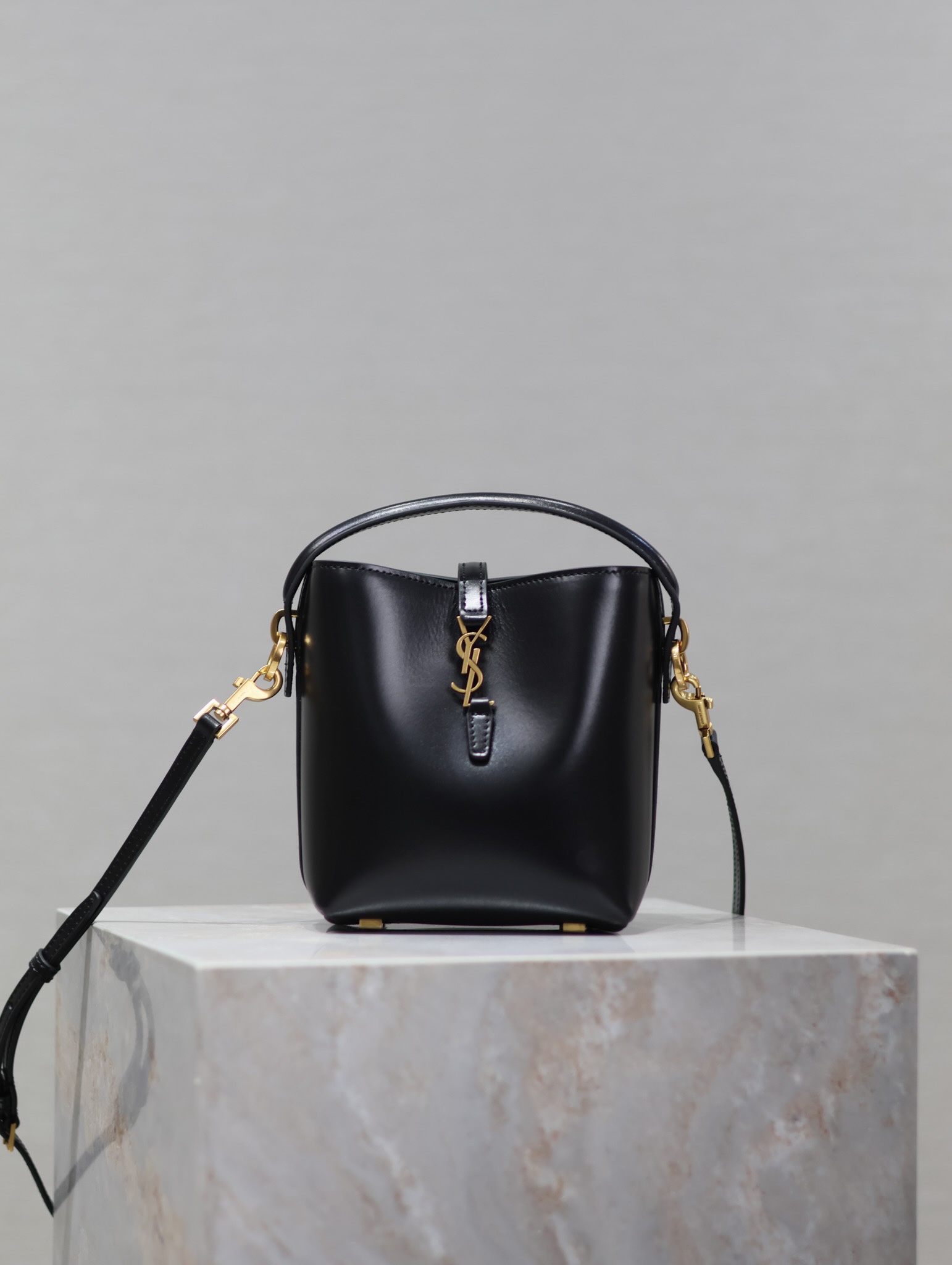 Ysl Bucket bag 765870 Mini Black